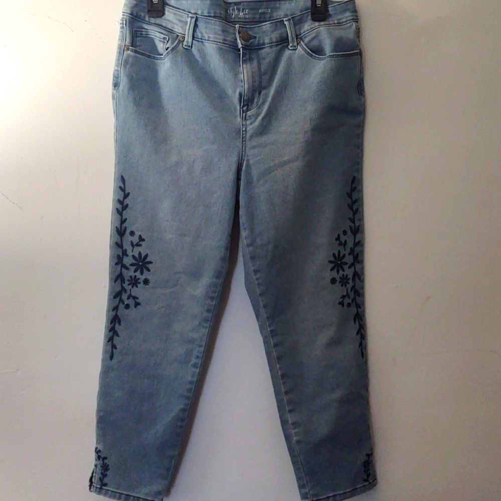Style &Co embroidered ankle length petite jeans